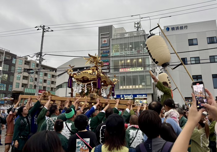 長津田　大石神社　例大祭　神輿渡御