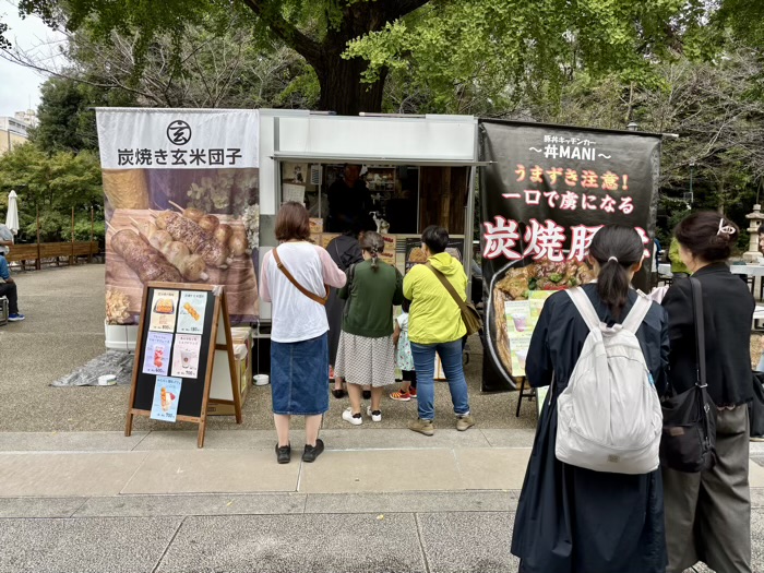 九段下　靖国神社　キッチンカー「玄MANI〜FIKA〜」