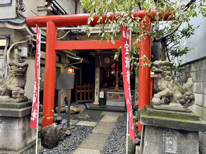銀座八丁神社めぐり 宝珠稲荷神社