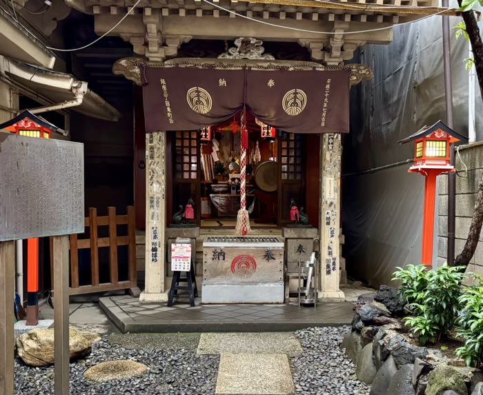 銀座八丁神社めぐり 宝珠稲荷神社