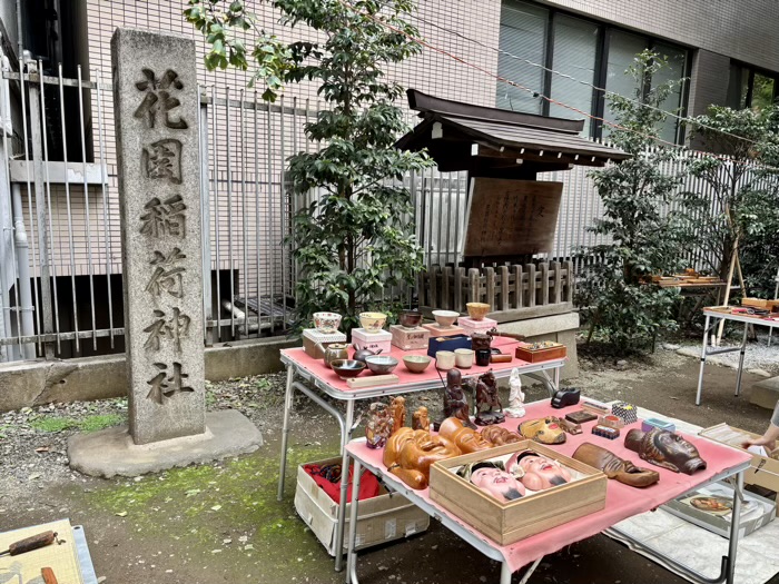 新宿 花園神社 青空骨董市