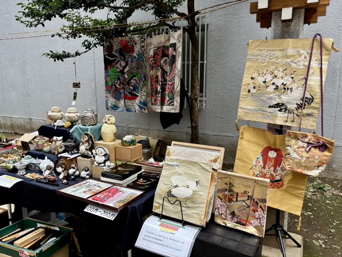 新宿 花園神社 青空骨董市