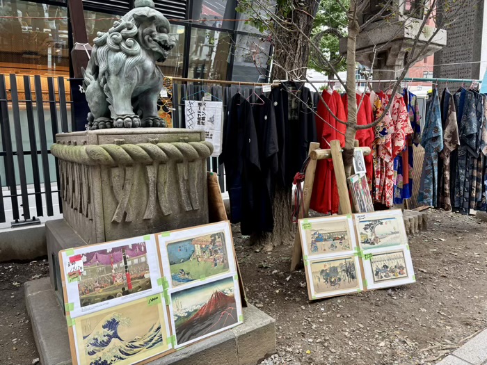 新宿 花園神社 青空骨董市