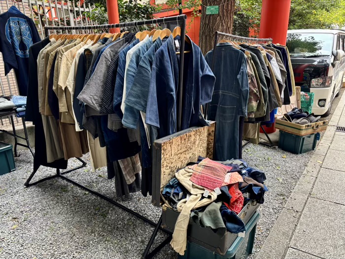 新宿 花園神社 青空骨董市