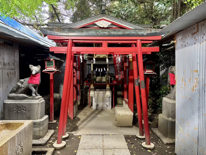 新宿 花園神社 威徳稲荷神社
