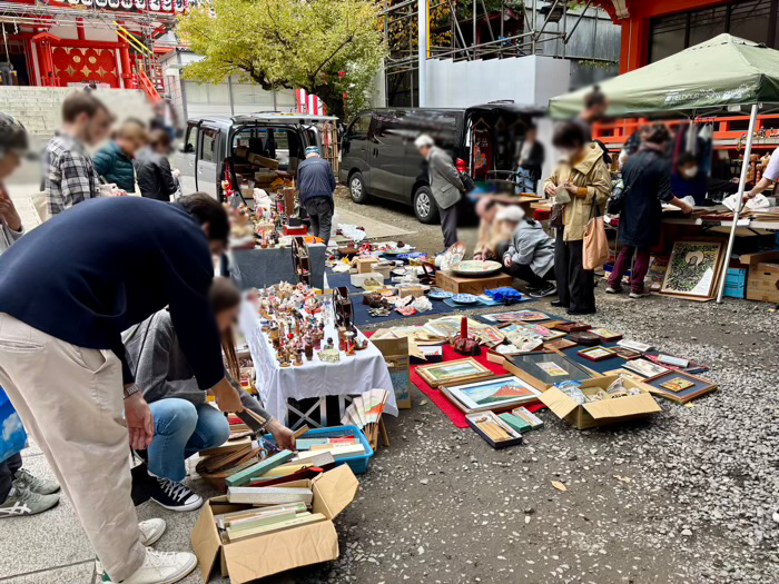 新宿 花園神社 青空骨董市