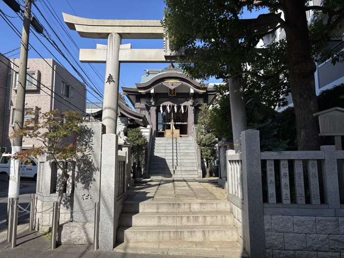 新宿区 神楽坂若宮八幡神社