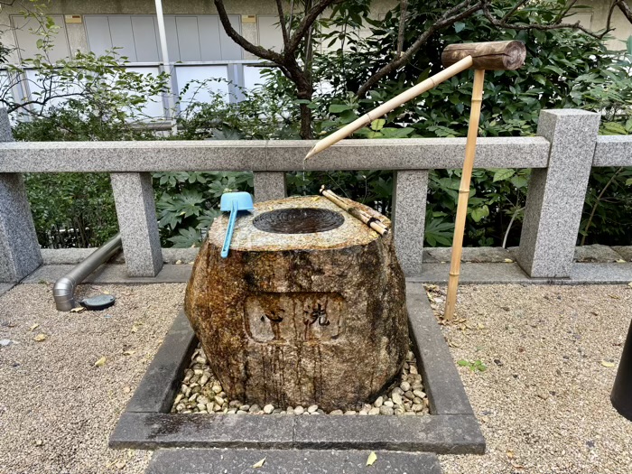 新宿 銀世界稲荷神社