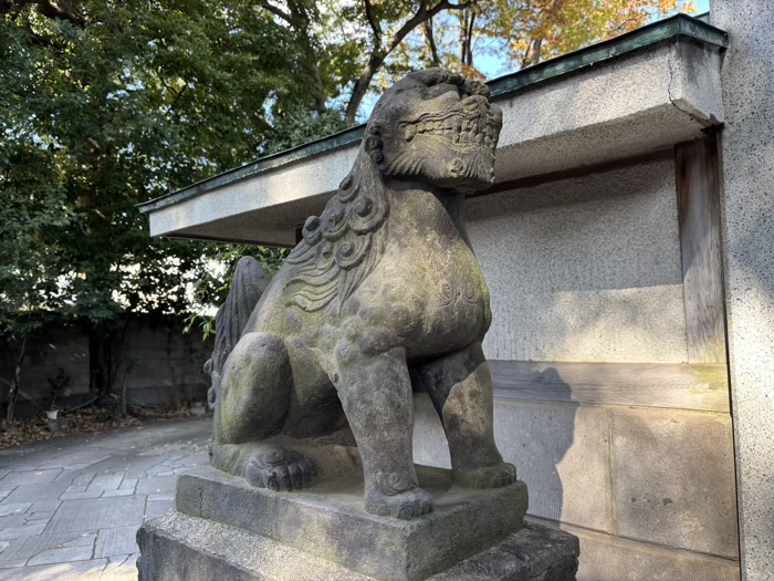 品川区 戸越八幡神社 石造狛犬