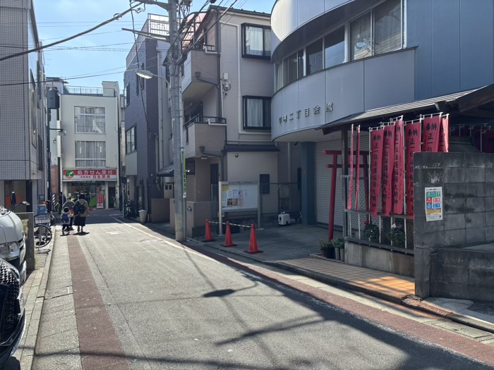 品川　戸越銀座商店街　法護稲荷神社