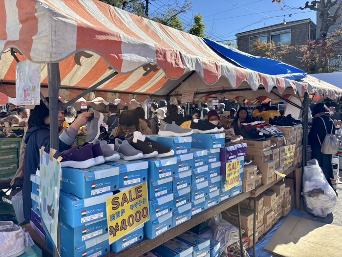 玉姫稲荷神社　靴のめぐみ祭り市（靴まつり市）