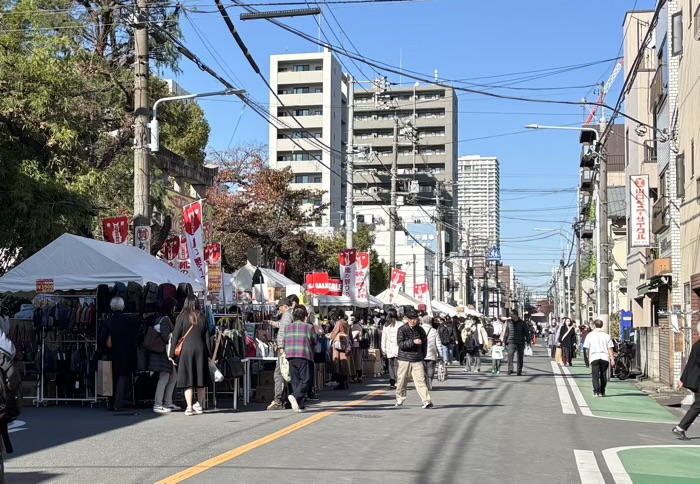 玉姫稲荷神社　靴のめぐみ祭り市（靴まつり市）