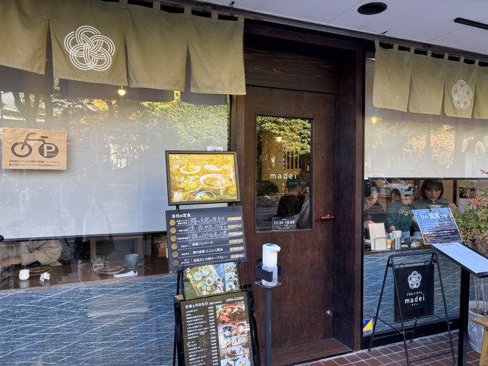 ごはん×カフェ「madei」