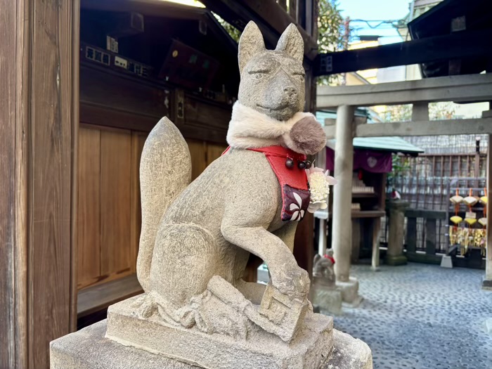 浅草神社　被官稲荷神社