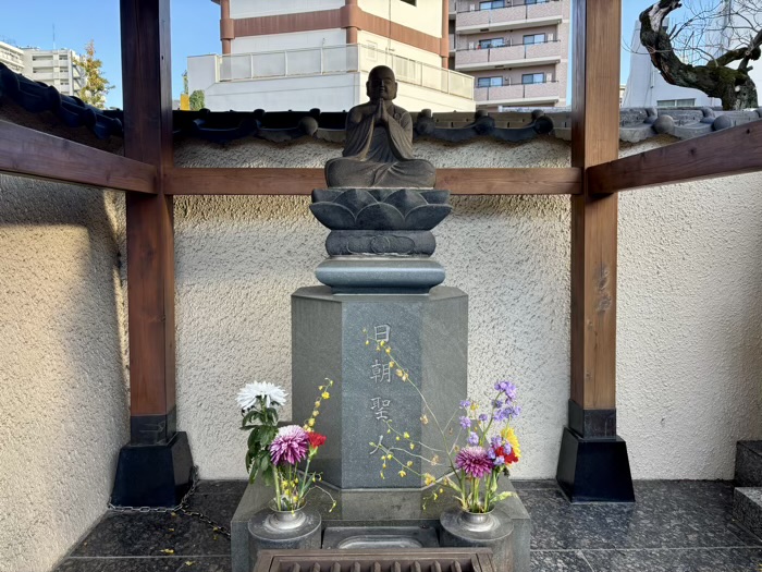 入谷　真源寺　境内