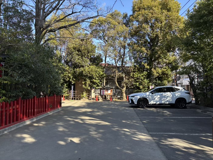 武蔵新田 新田神社 駐車場