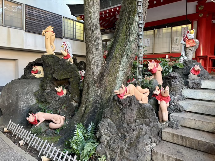 川崎市 京濱伏見稲荷神社 神狐像