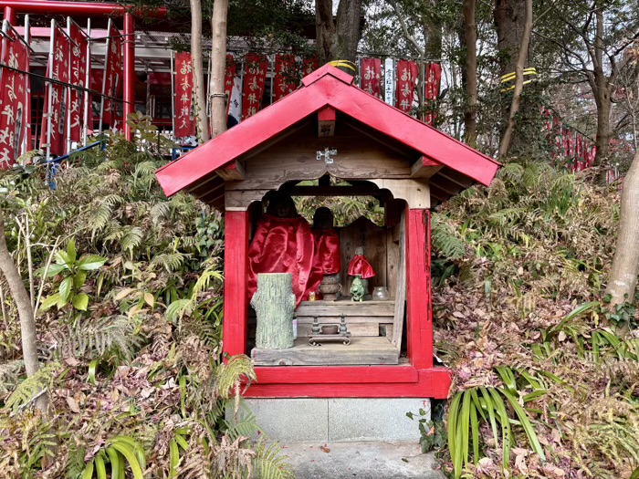 秦野　福寿弁財天社