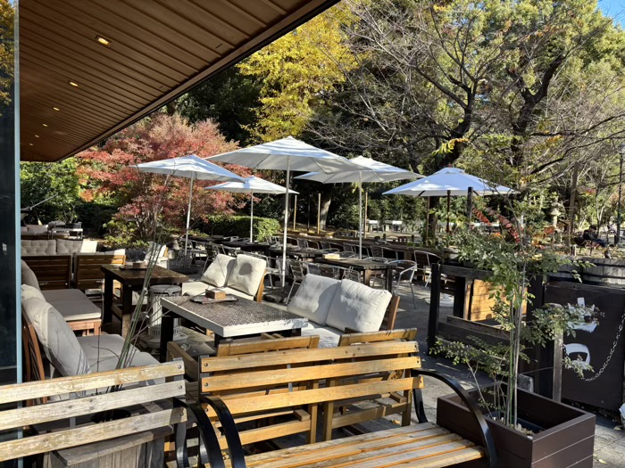 靖国神社　アティックルーム靖國外苑 cafe&dining