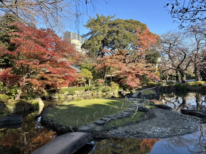 九段下 靖国神社 神池庭園 紅葉