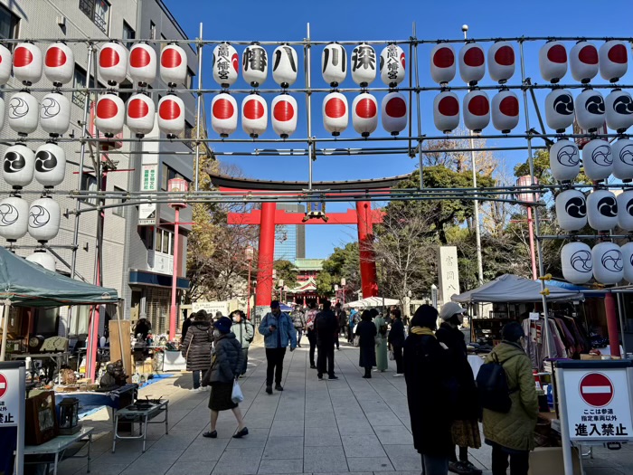 江東区　門前仲町　富岡八幡宮（深川八幡）　骨董市
