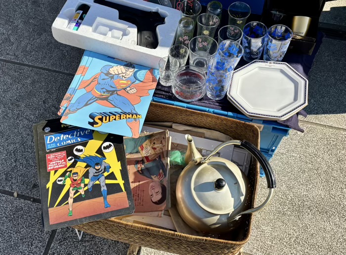 江東区　門前仲町　富岡八幡宮（深川八幡）　骨董市