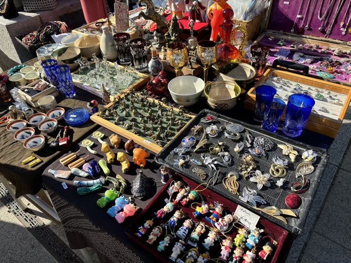 江東区　門前仲町　富岡八幡宮（深川八幡）　骨董市
