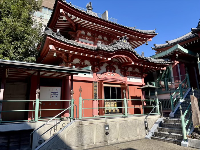 門前仲町　法乗院（深川えんま堂）