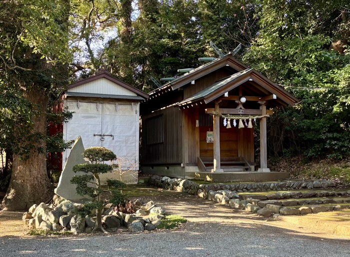 秦野　尾尻八幡神社　境内社・津島神社