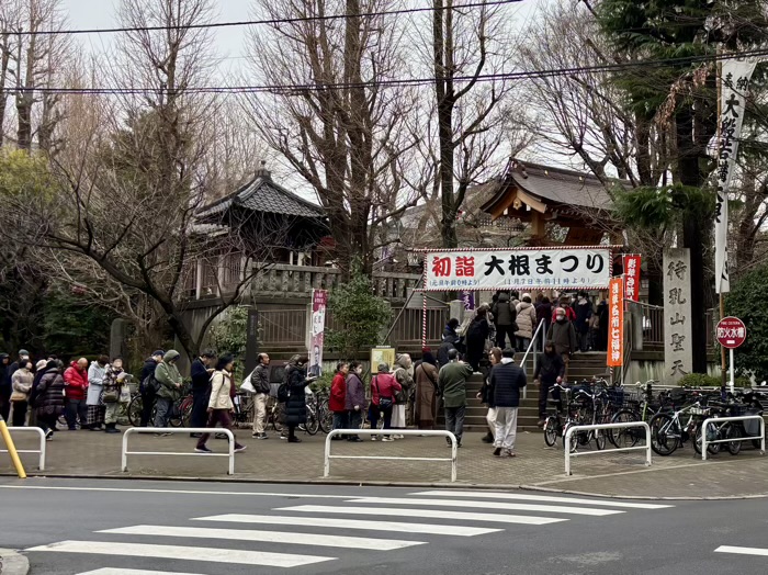 浅草　待乳山聖天本龍院　大根まつり
