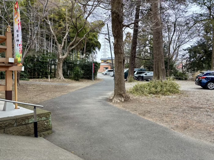 横浜 鶴ヶ峰 白根神社 境内