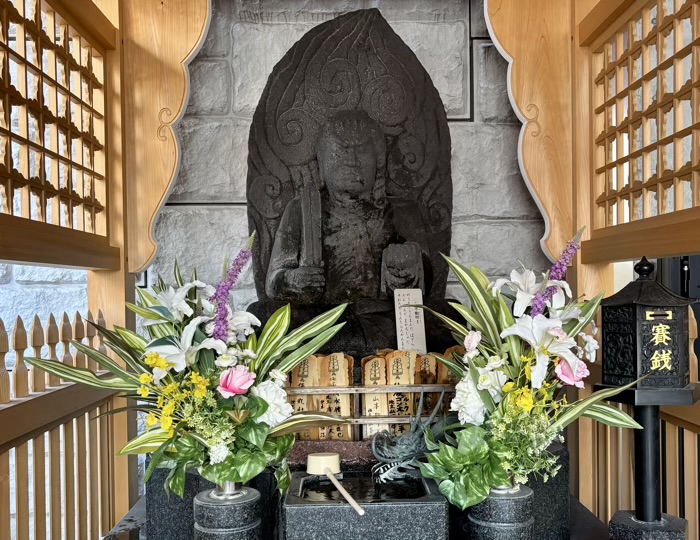 港区 赤坂不動尊威徳寺 水かけ不動尊