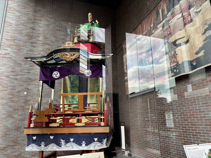 赤坂氷川神社　国際医療福祉大学常設展示場