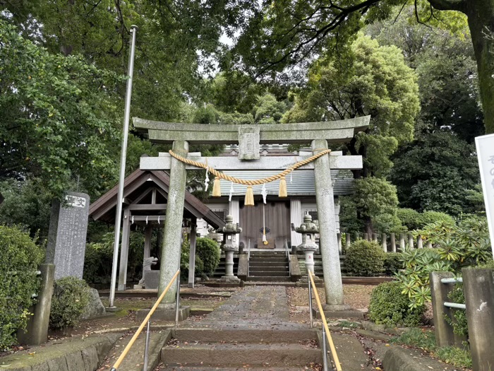 港北区 岸根杉山神社