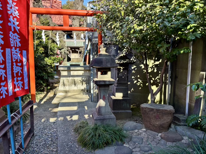 駒込　染井稲荷神社　境内社（稲荷神社）