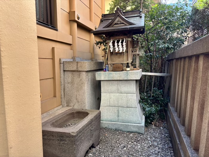 六本木 朝日神社 稲荷社