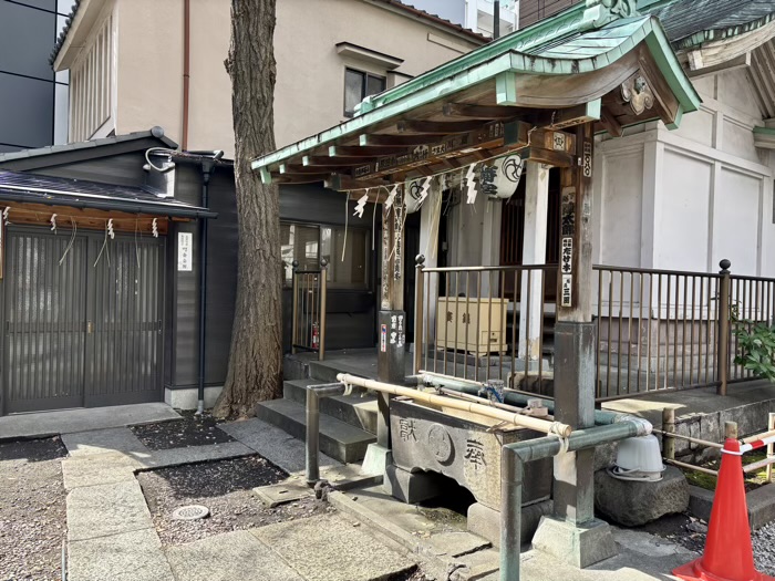 日本橋　銀杏八幡宮