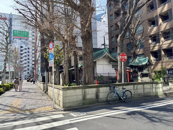 日本橋　銀杏八幡宮