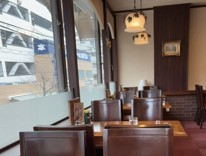 綱島　アデリータ