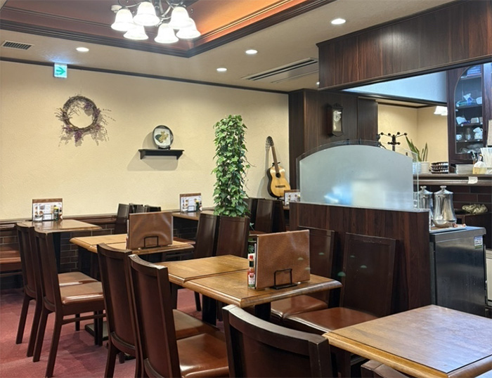 綱島　アデリータ