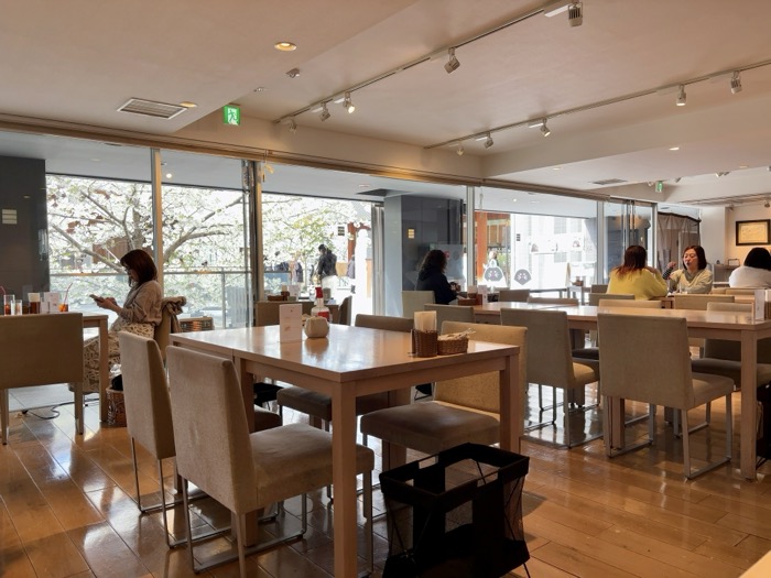 神楽坂 赤城神社 あかぎカフェ