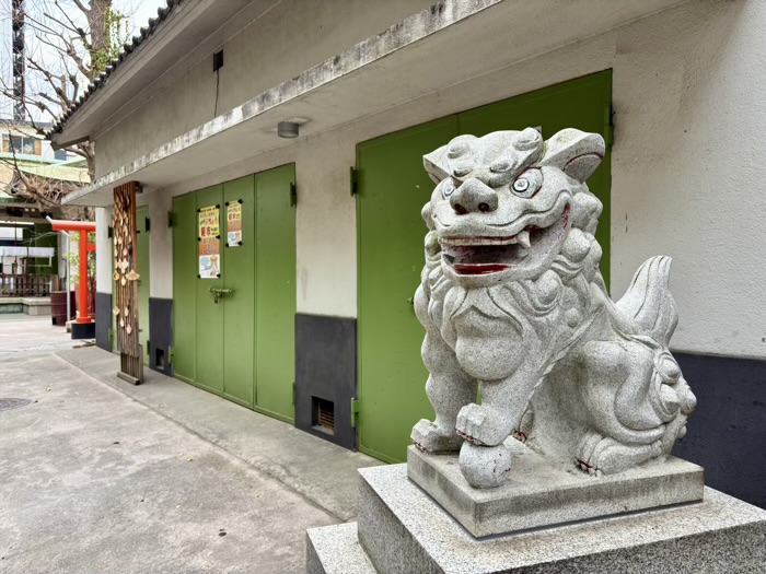 浅草橋　銀杏岡八幡神社