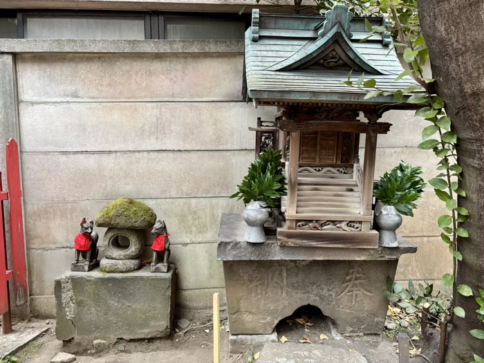 浅草橋　銀杏岡八幡神社　此葉稲荷神社