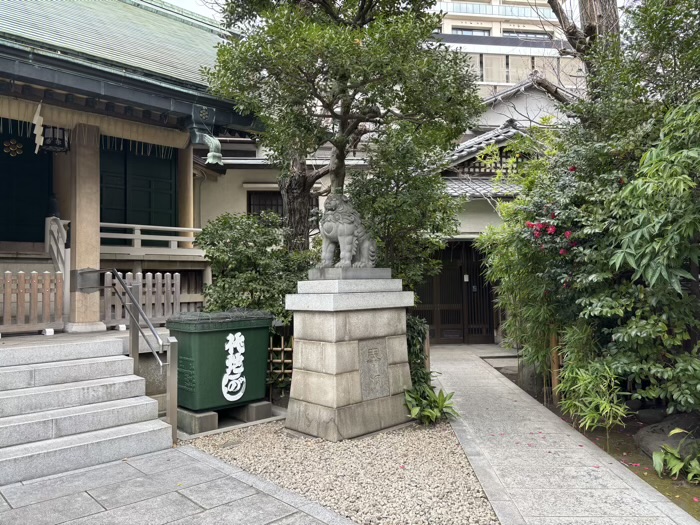 台東区　總本宮第六天 榊神社　社務所