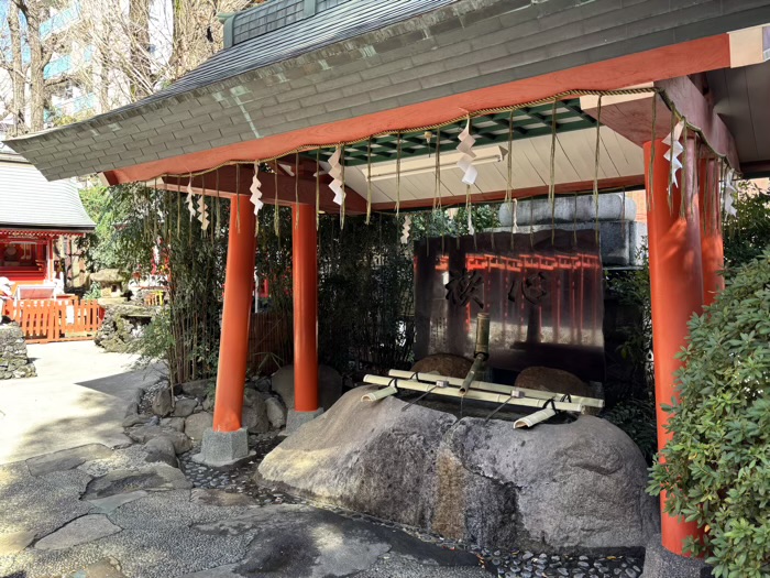 川崎市　京濱伏見稲荷神社　手水舎