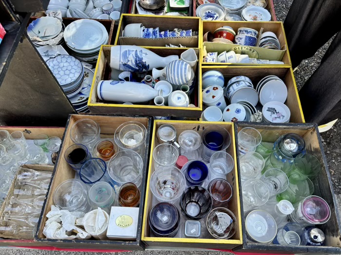 門前仲町 富岡八幡宮 青空蚤の市(フリーマーケット)