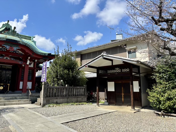 神楽坂 筑土八幡神社 社務所