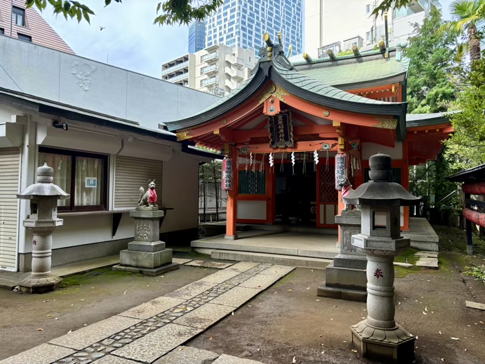 渋谷　豊栄稲荷神社
