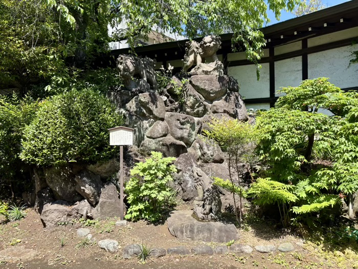 等々力　玉川神社　石獅子