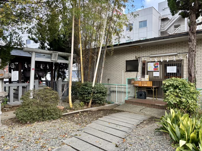 市ヶ谷　市谷亀岡八幡宮　社務所